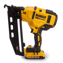 Цвяхозабивач DeWALT DCN662D2